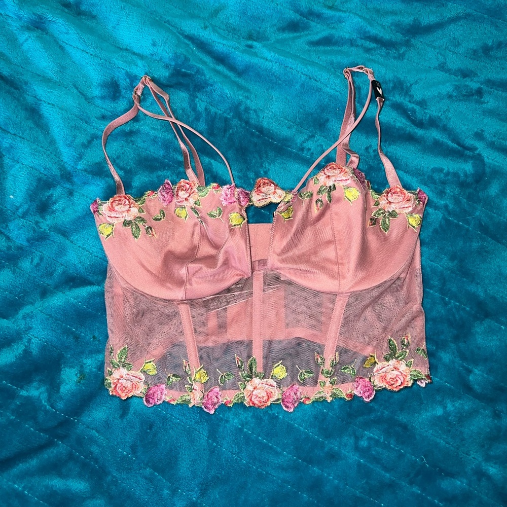 NWT Victoria’s Secret Fairy Embroidered Bra Top